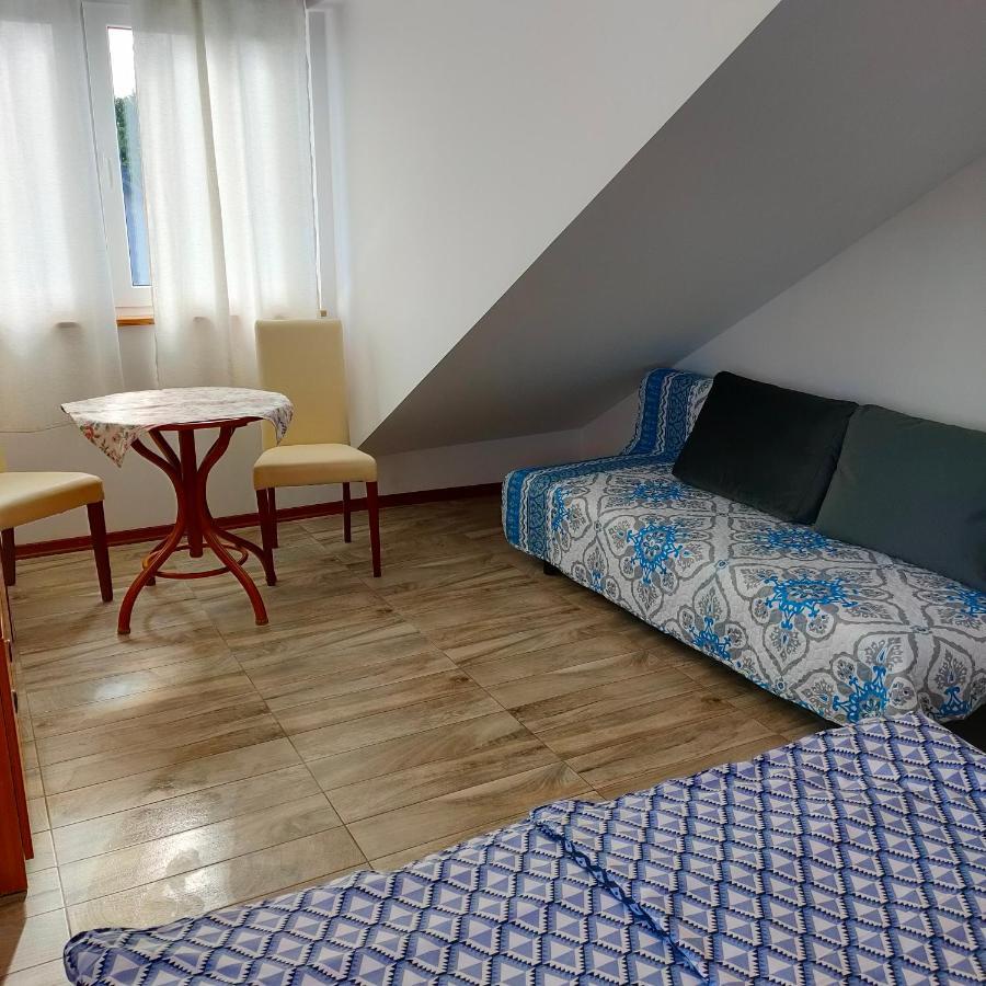 Pokoje Klonowa Колобжег Екстериор снимка