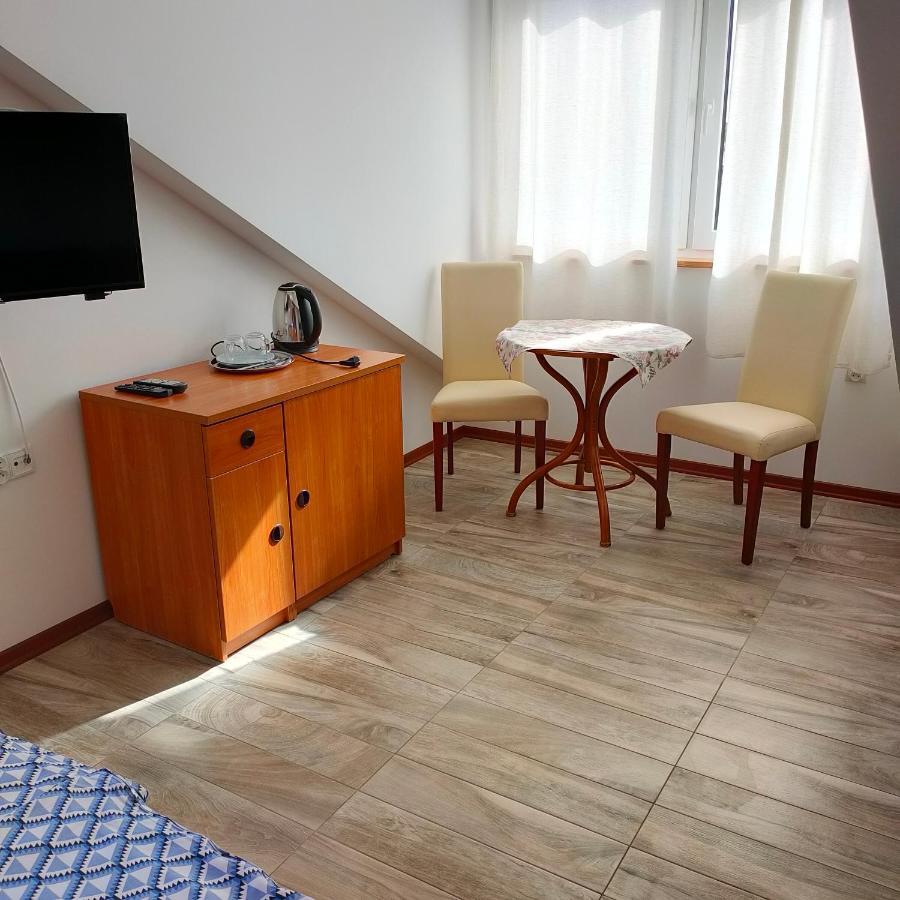 Pokoje Klonowa Apartment Колобжег Екстериор снимка