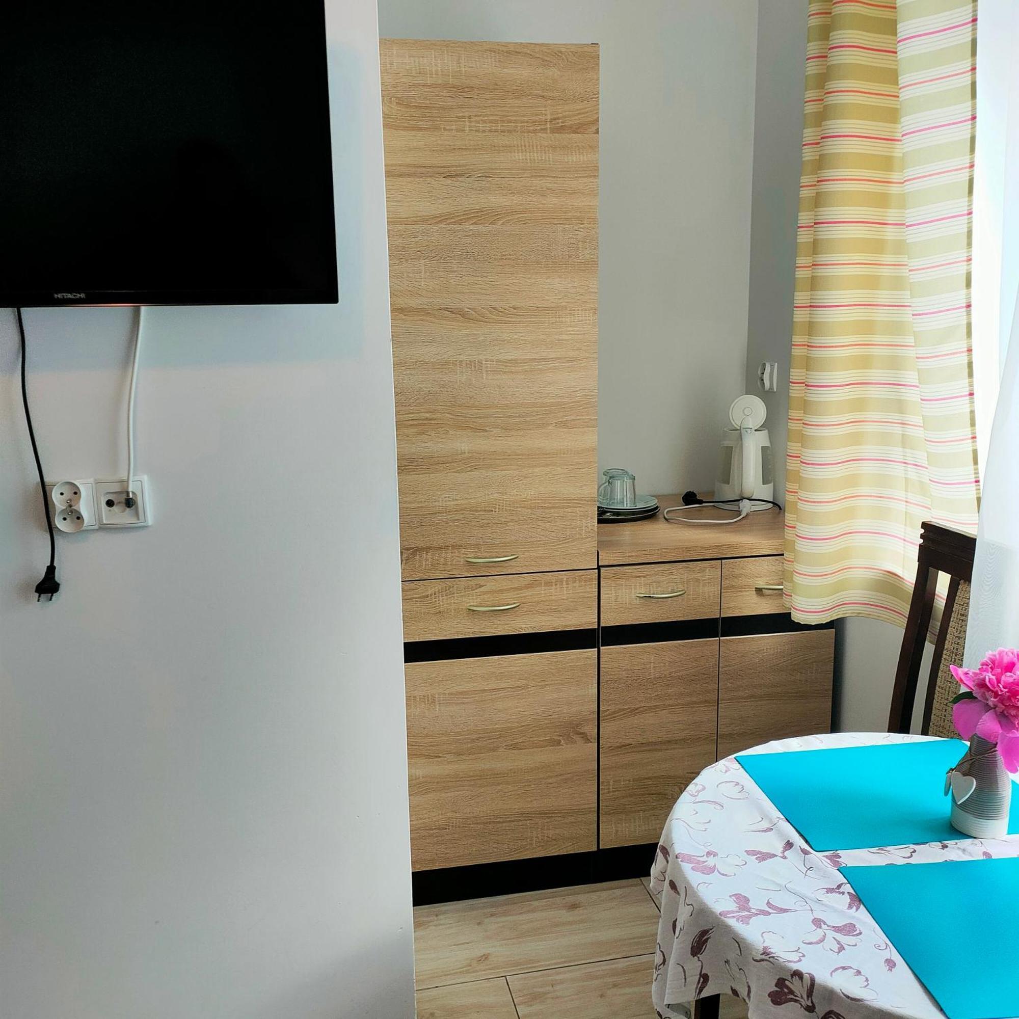 Pokoje Klonowa Apartment Колобжег Екстериор снимка