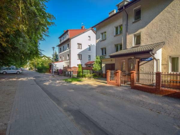 Pokoje Klonowa Apartment Колобжег Екстериор снимка